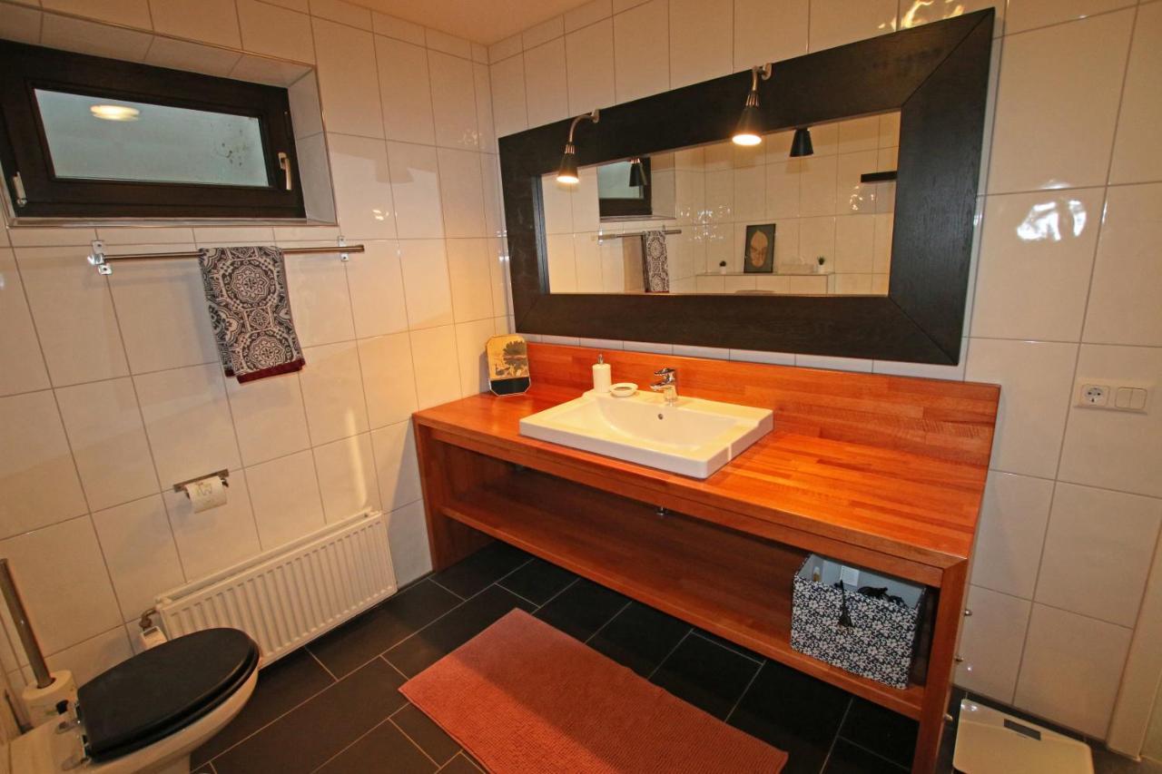Hunsrueck Valley View Apartment With Cedar Sauna Bruschied Exterior photo